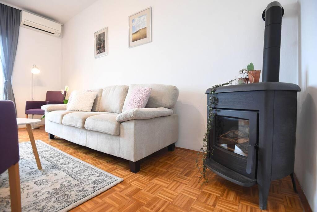Apartman Ilijana Задар Екстериор снимка