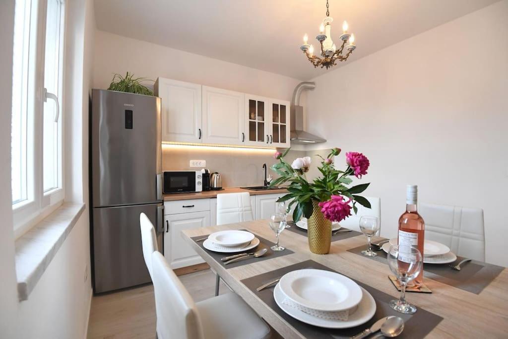 Apartman Ilijana Задар Екстериор снимка